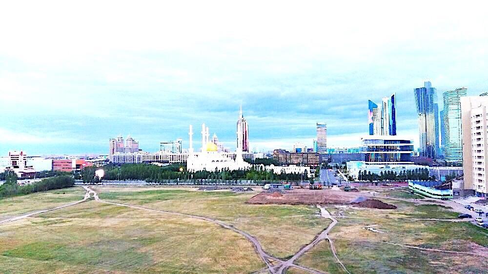 Apartment In Heart Of Astana Exterior foto